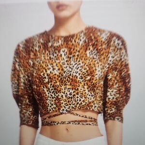 Maje Animal Print Cropped Top Size 1 $265